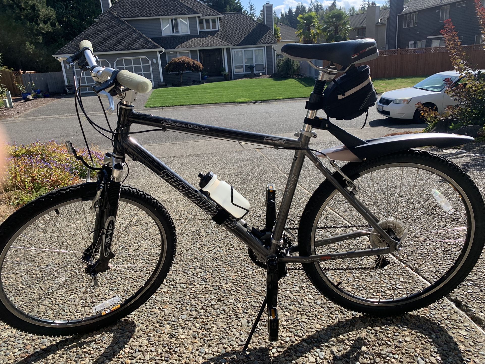 Bike ——Specialized Expedition Elite——