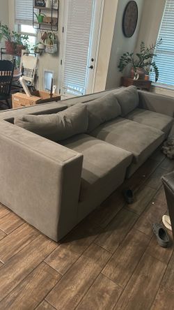 Sectional couch