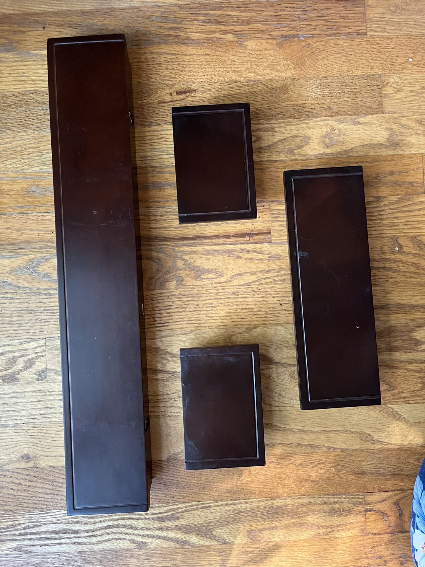 Wall Shelf Set Of 4