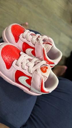 Valentines dunks