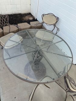 Vintage style patio set