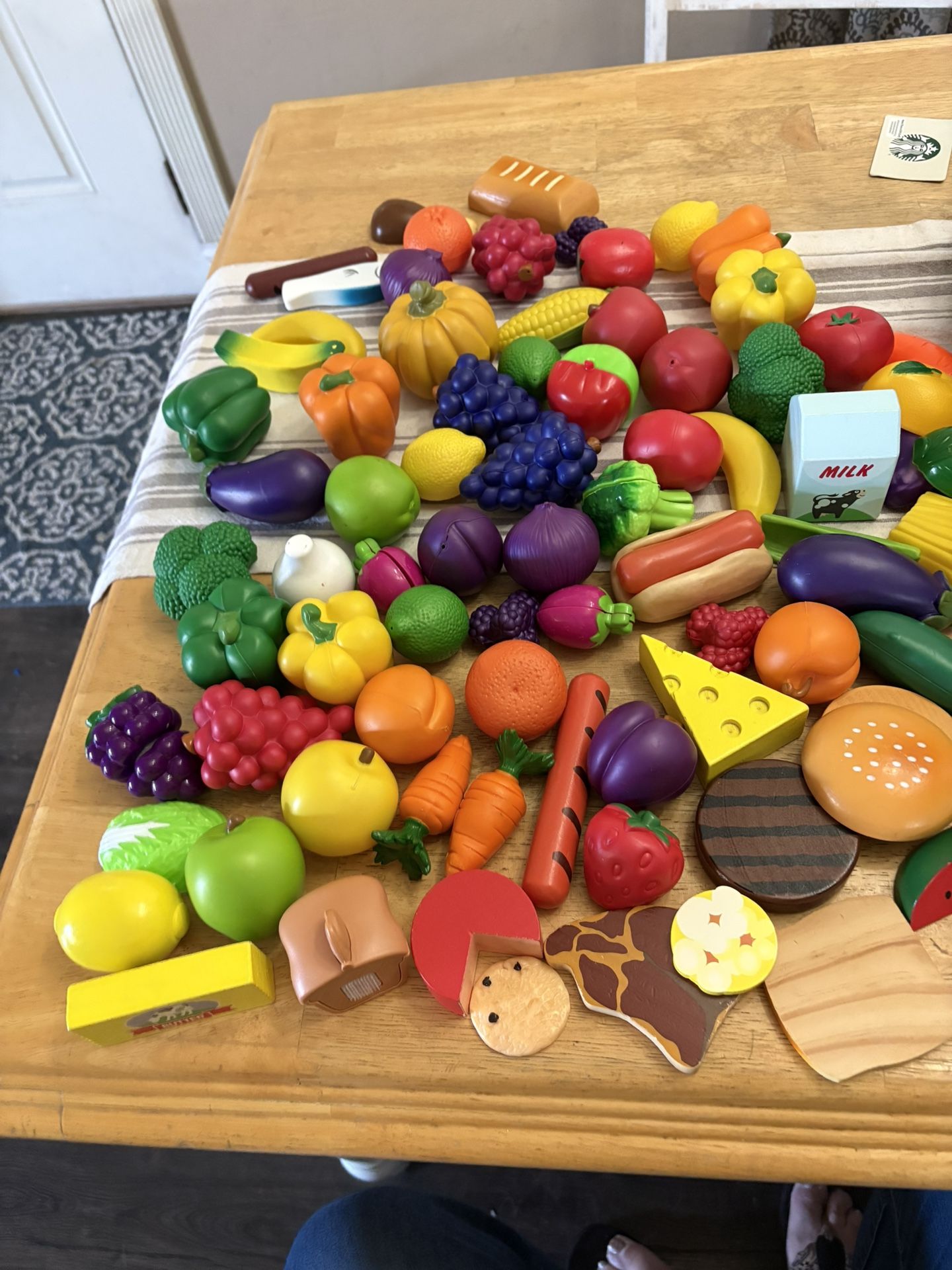 78 pieces of pretend food plastic And Wood