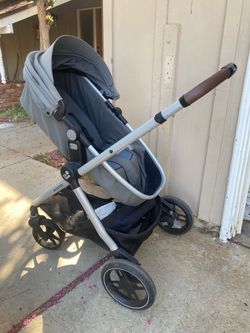 Stroller with accessories