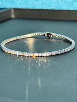 14k solid white gold Brand New 2.25CTW Diamond Tennis bracelet 7”