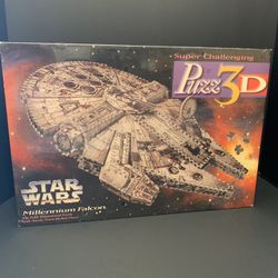 Millennium Falcon 3-D Puzzle