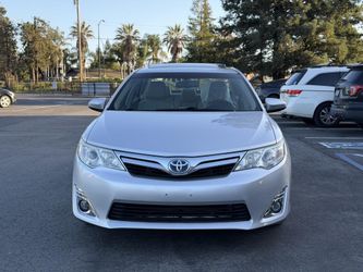 2014 Toyota Camry Hybrid