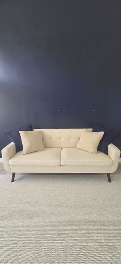 BRAND NEW 77" Couch