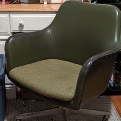 Vintage MCM Steelcase Office Chair