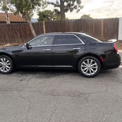 2018 Chrysler 300 Touring 