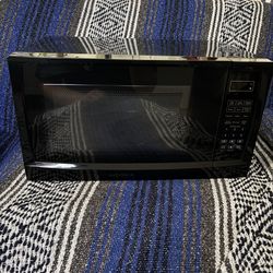 Black Insignia Microwave