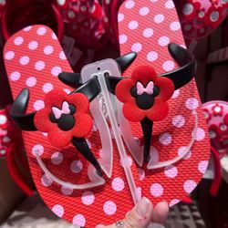 Disney Parks Adult Medium 7/8 Flip Flops Minnie Mouse Bow Polka Dot 