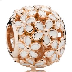 Rose Gold Daisy Charm 