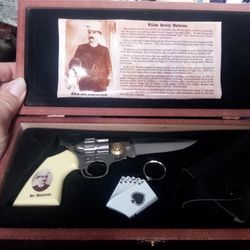 Bat  Masterson Gun Knife Set Collector's Item Limited Edition