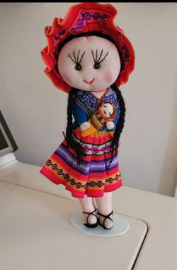 Handmade in Peru Artisan Rag Doll - Muñecas le Trapos de Peru