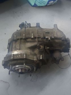 Transfer case out of a JK 2007 to 2017 4.1