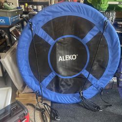 ALEKO SAUCER SWING BRAND NEW!!!