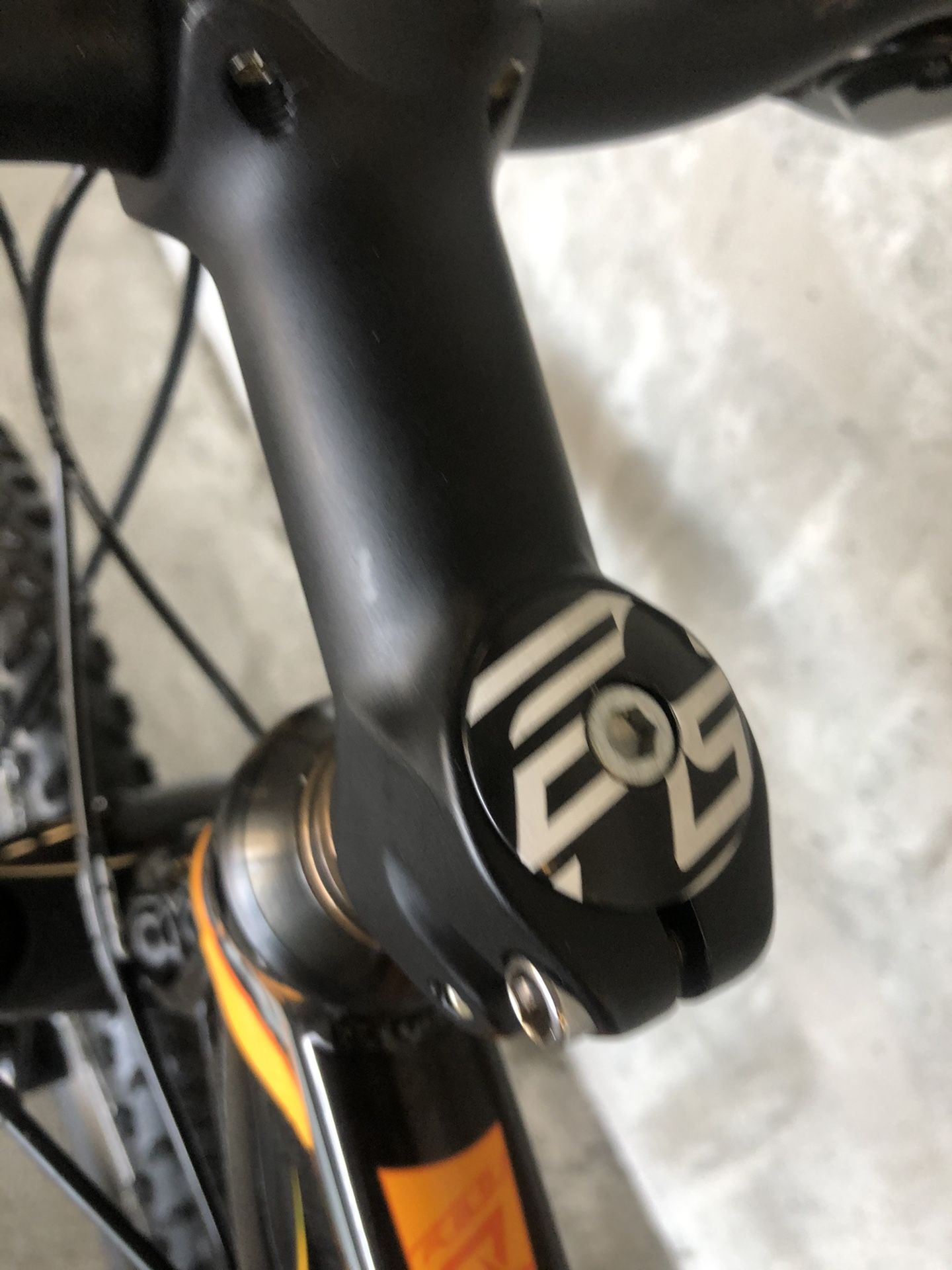 Felt Q520 Mountain Bike 6000 Trek Giant Specialized for Sale in Irvine