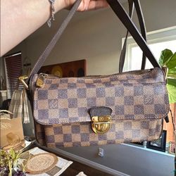 Louis Vuitton Ravello bag 