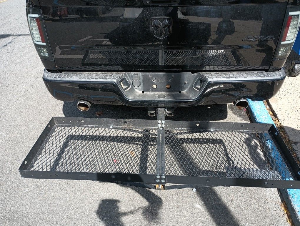Hitch Mounted Cargo Carrier Rack