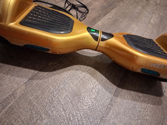 Hoverboard blue tooth with charger 50 cash