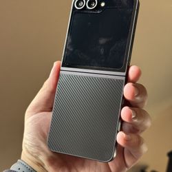 Samsung Galaxy Z Flip 6 512GB UNLOCKED 