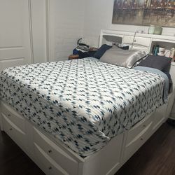 White Bedframe with Storage / Drawers / Backboard