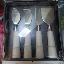 Threshold Manchester cheese knife kit never opened 