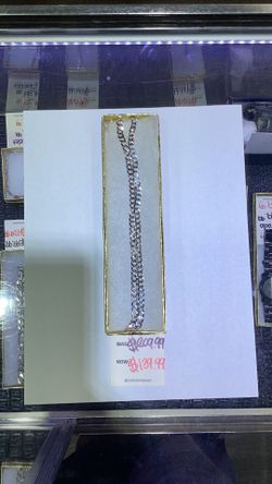 🚨‼️ON SALE‼️🚨 Silver necklace