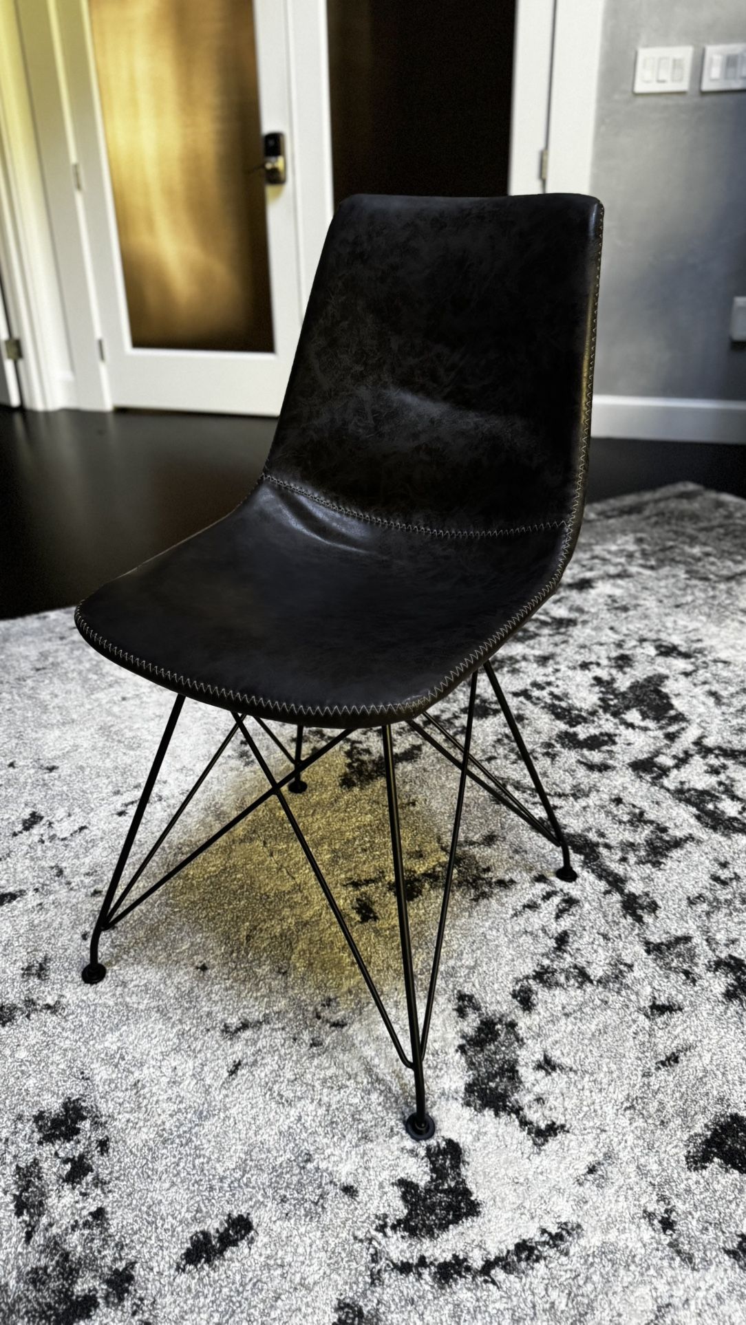 Volya Dining Chair