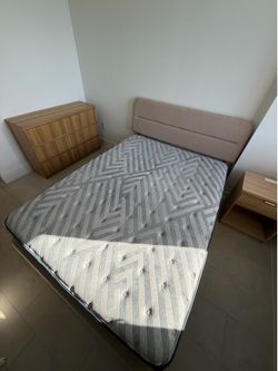 Full bedroom set + New mattress