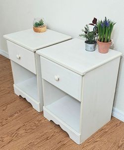 Pair Of 2 Coastal Ivory White Nightstands With Drawers And Shelves Storage Vanilla Cream Night Stands