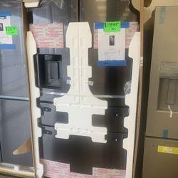 New Scratch And Dent Samsung 36”4 Door Fridge In Black Stainless 6 Months Warranty 