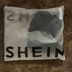 SHEIN CLOTHING- DENIM BLACK SKIRT 