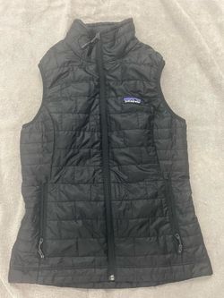 XS women’s Patagonia lightweight insulated vest