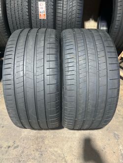 SET OF 2 USED TIRES PIRELLI PZERO PZ4…325/30/23