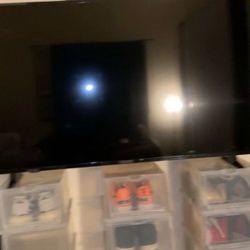 60 In Insignia smart TV With Control 