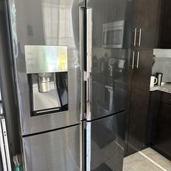 Samsung Food showcase Refrigerator 