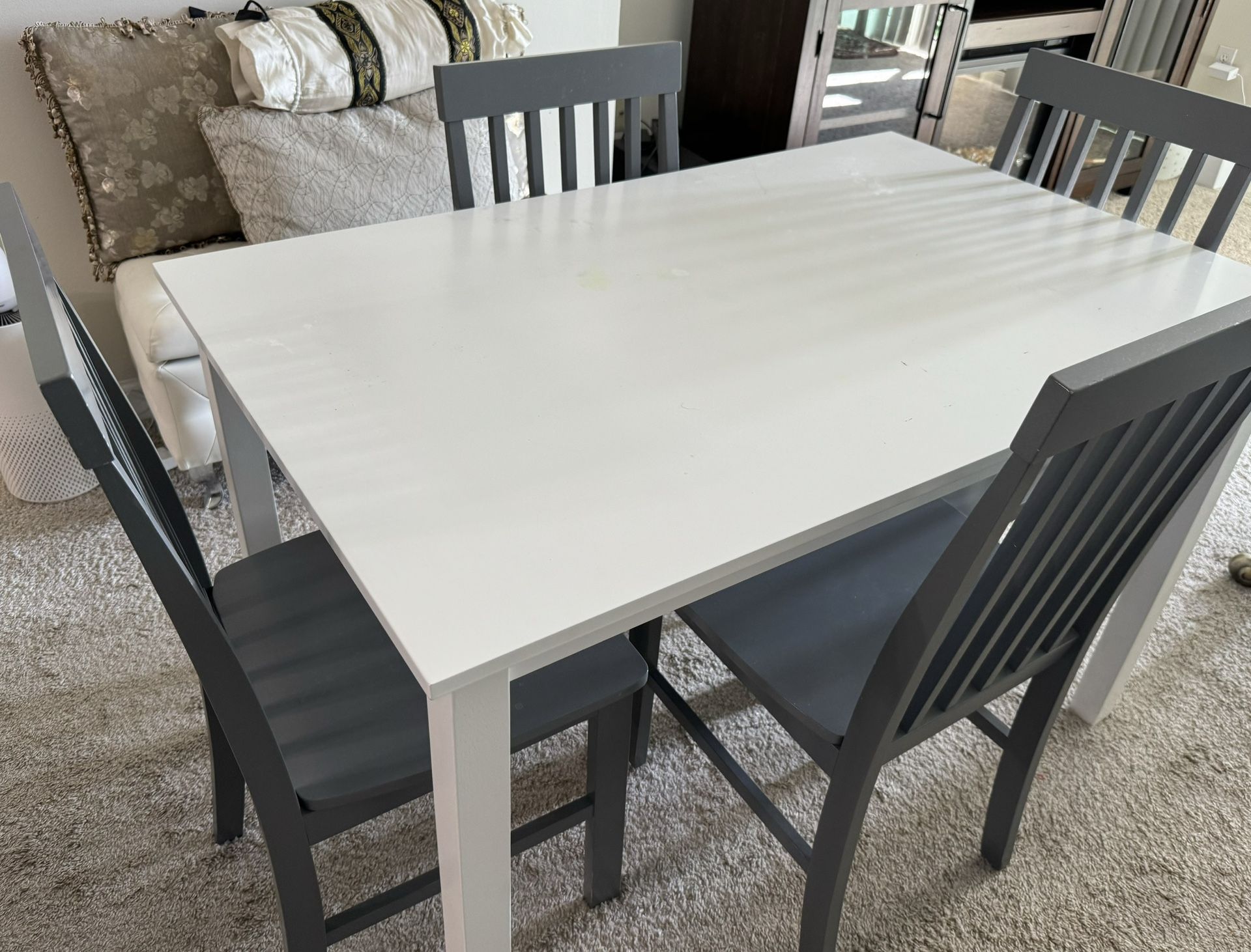 Modern Dining Table with 4 Chairs - White & Gray