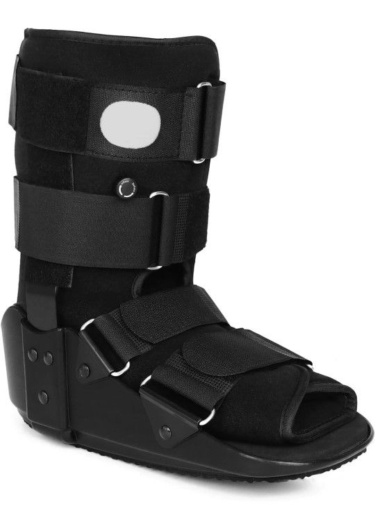 Walking Boot/Fracture  For Foot And Ankle Size Small 11" Inflatable