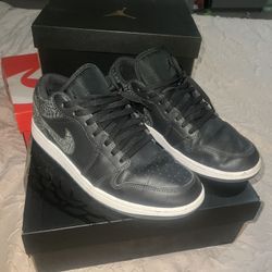 Air Jordan 1 Low SE 10.5