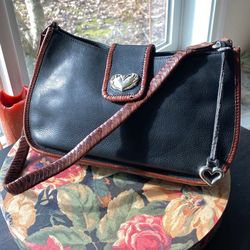 Fossil Solid Leather Heart Shoulder Purse 