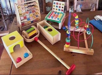 Kids Montessori toys