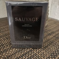 Cologne - DIOR Sauvage Elixir (San Diego)