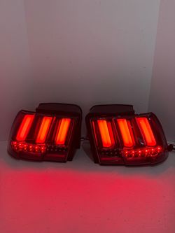 Ford mustang 99-2004 tail lights