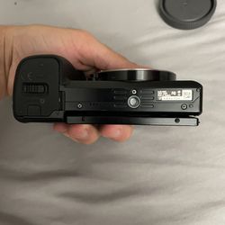 Sony A6000 Camera /lens 