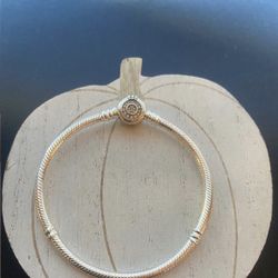 925 Sterling Silver Pandora bracelet