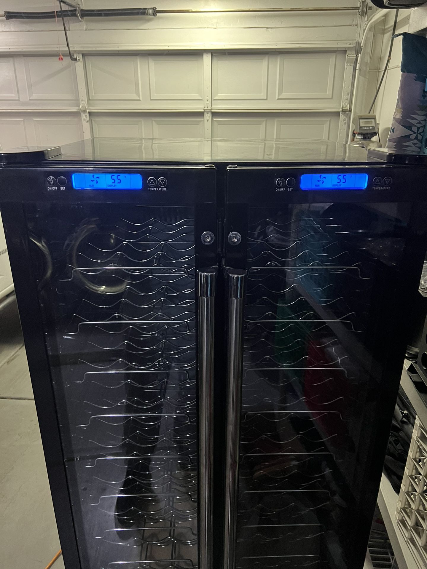 Franklin Chef FWC100 Dual-Zone 2-Door 100-Bottle Wine Cellar