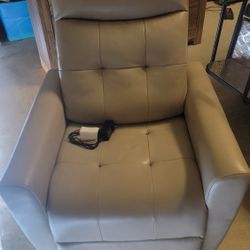 Electric Power Leather Recliner Like New