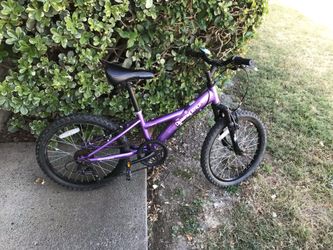 Diamondback Tess20 Girls Mountain Bike 20” Purple