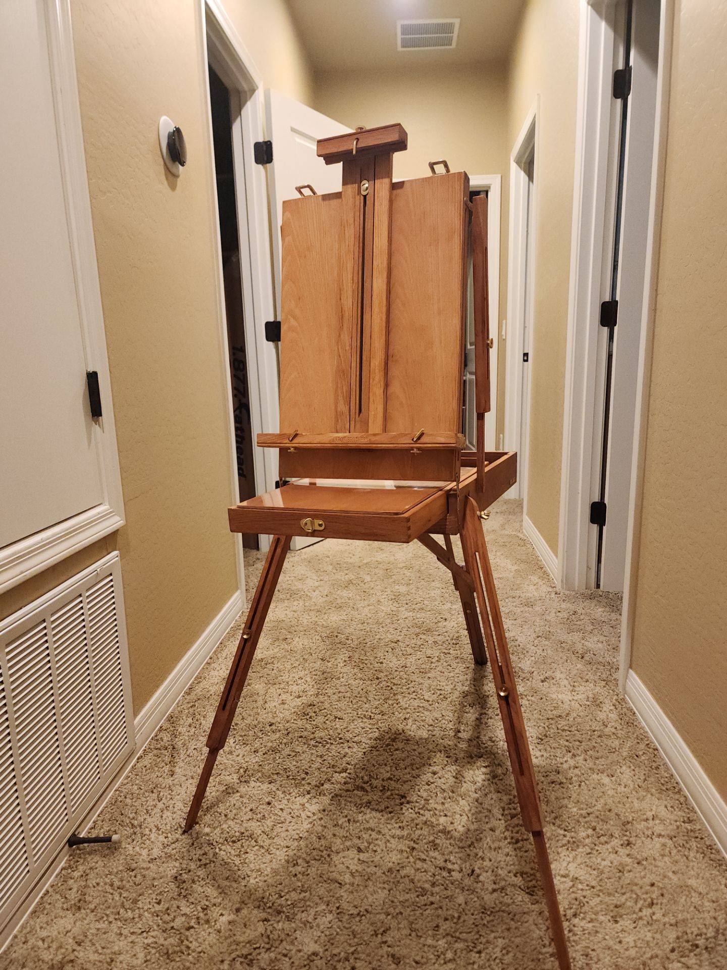 Aaron Brothers Easel